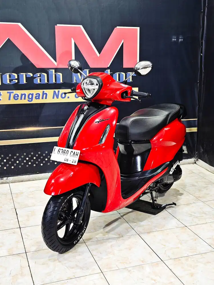 Yamaha Grand Filano 125 Hybrid connected TH 2024