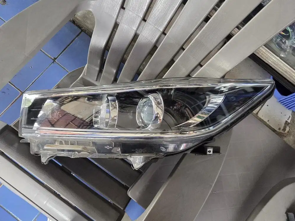 Jual headlamp innova reborn Q