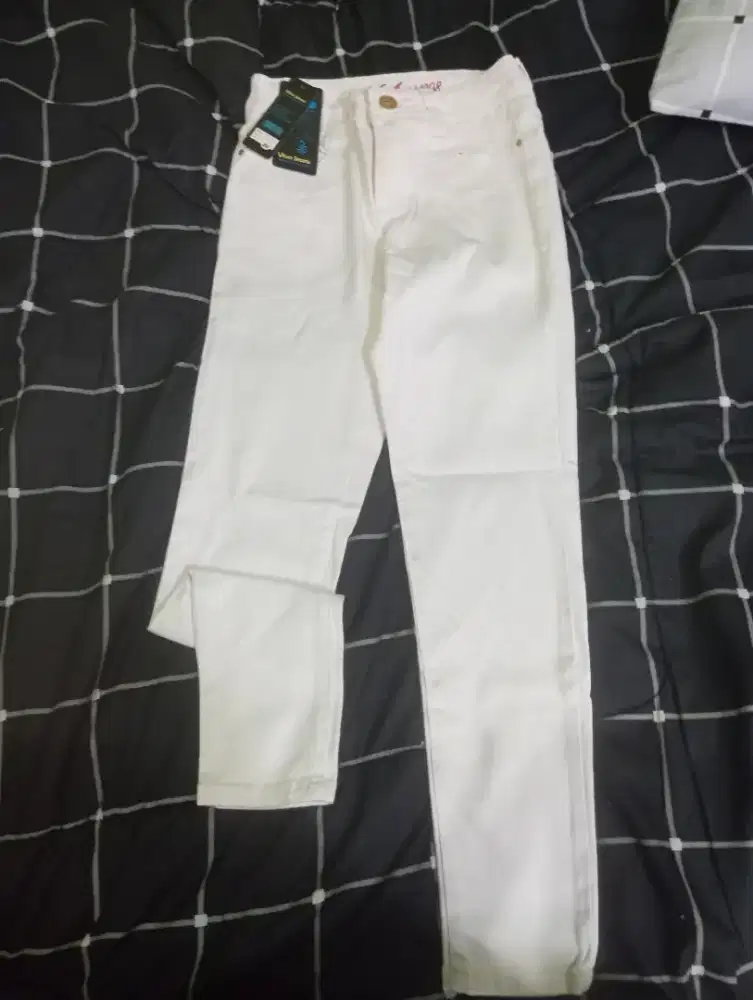 Celana Vivo jeans