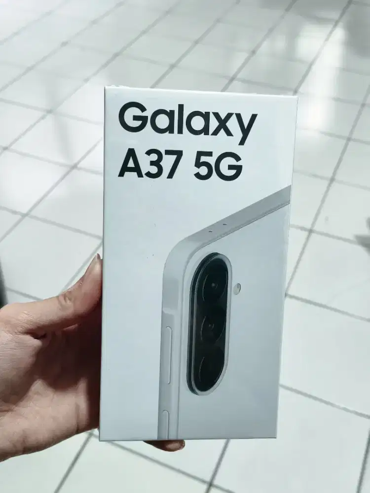 samsung a37 8/256 free adapter