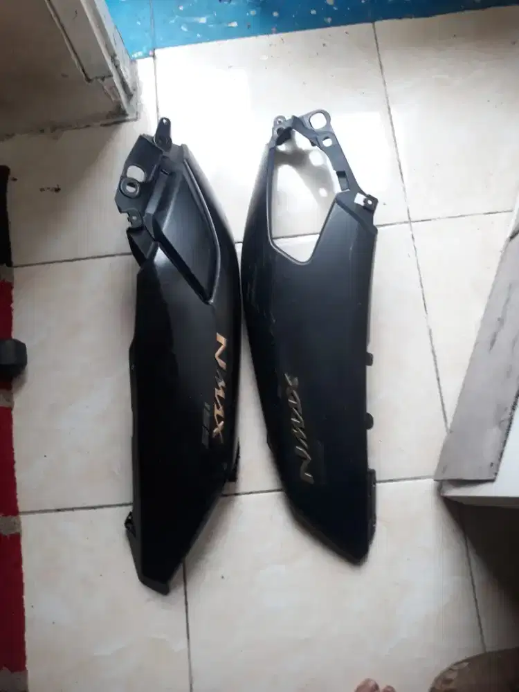 Samping kanan kiri cover new nmax