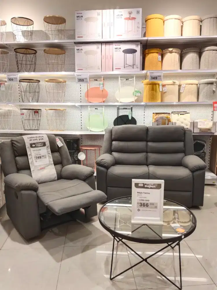 Set sofa dan meja