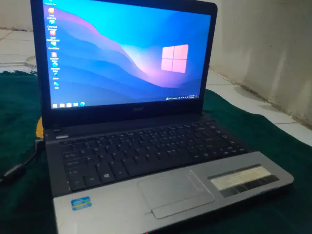 Acer aspire E1 471
