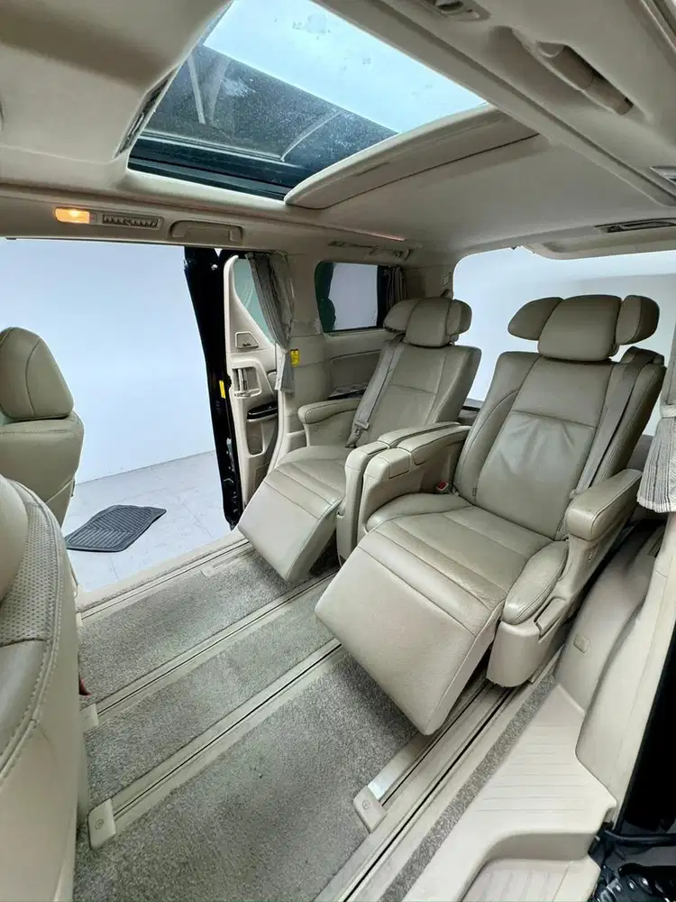 Toyota Alphard 2012 Bensin