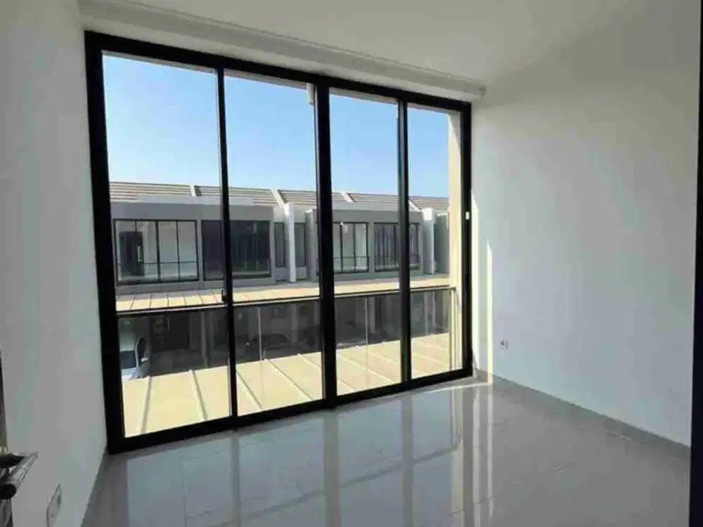 Disewakan Rumah Milenia PIK 2 Kosongan