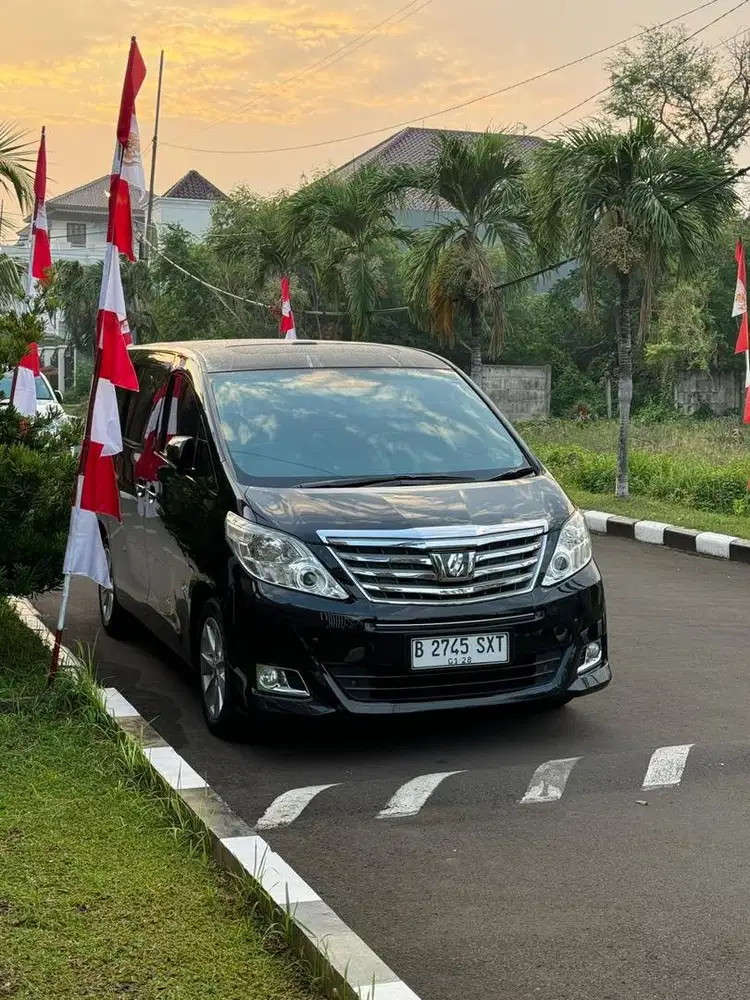 Toyota Alphard 2012 Bensin