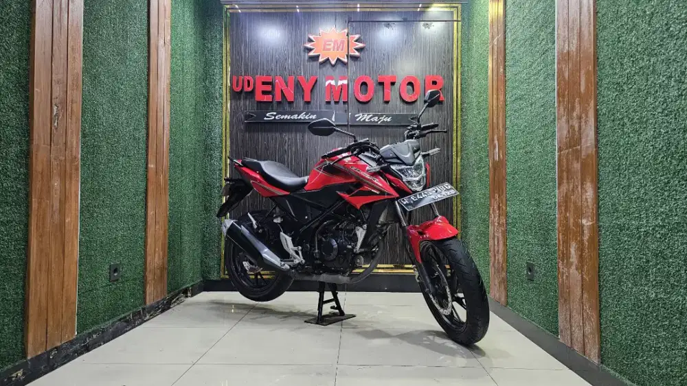 KM 28RB, HONDA CB150R 2016
