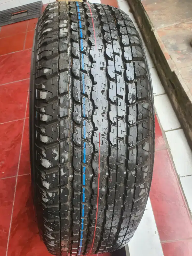 Ban radial 100% kayak baru