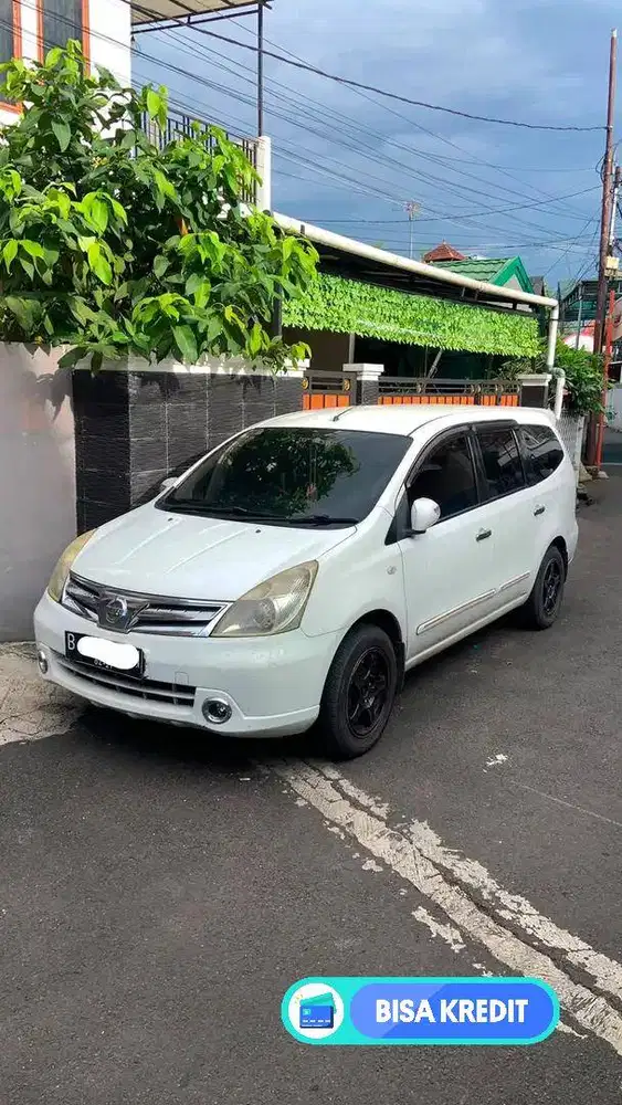 Nissan Grand livina 2012 Bensin