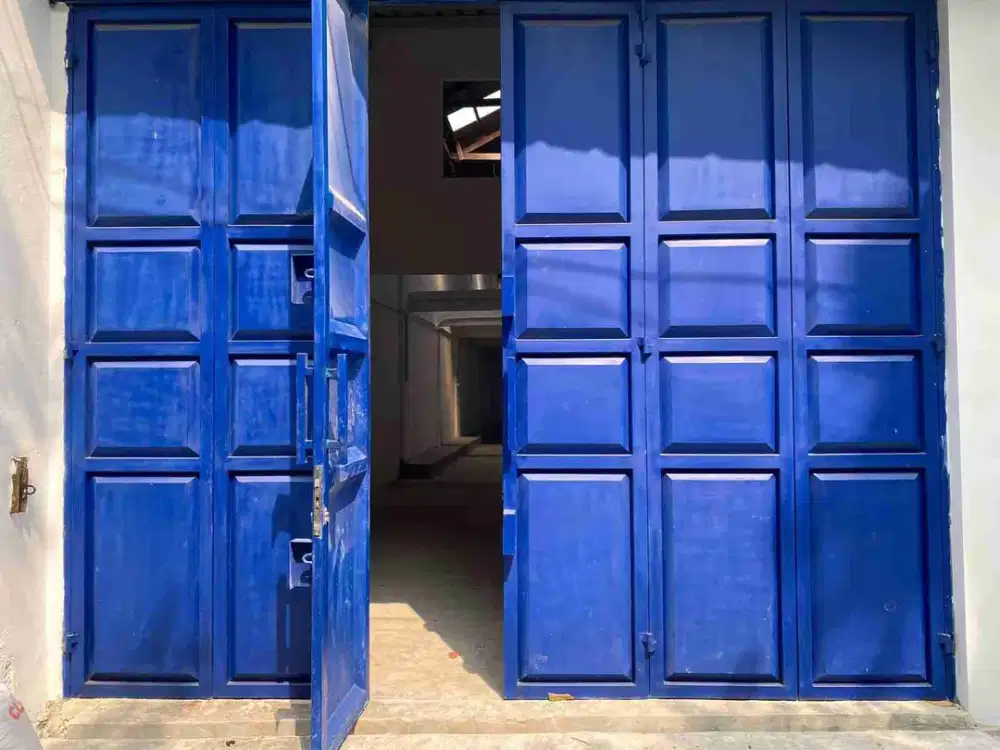 Di sewakan Gudang 2 lantai tegal alur