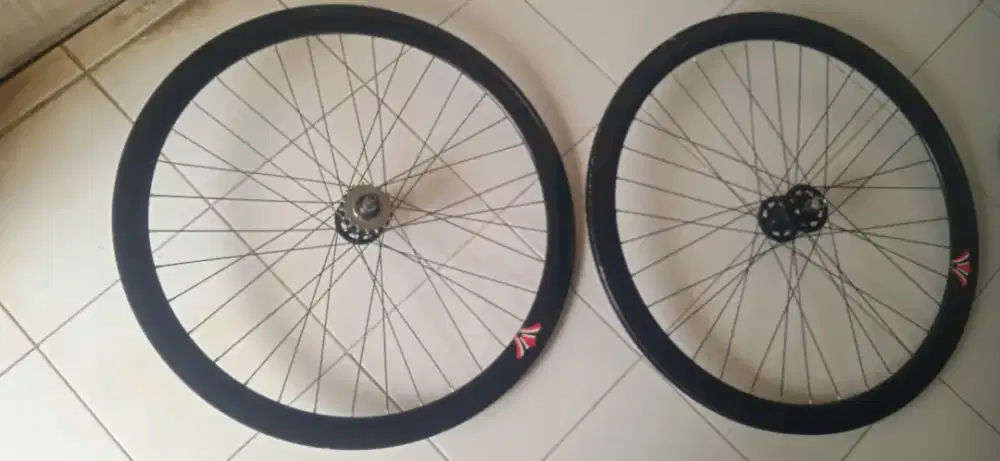 Jual sepasang velg Fixie 700c murah