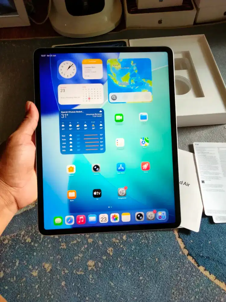 Ipad Air 13 Inch M3 256 Gb iBox Wifi Fullshet TT Hp Lain