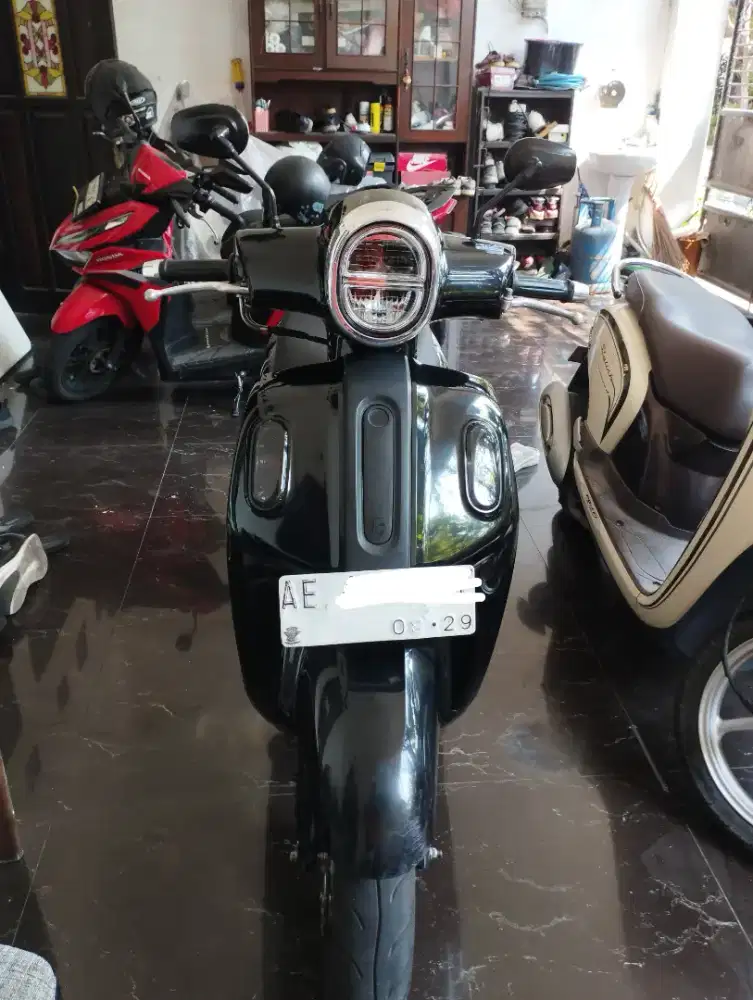Yamaha Fazzio 2024 Hitam