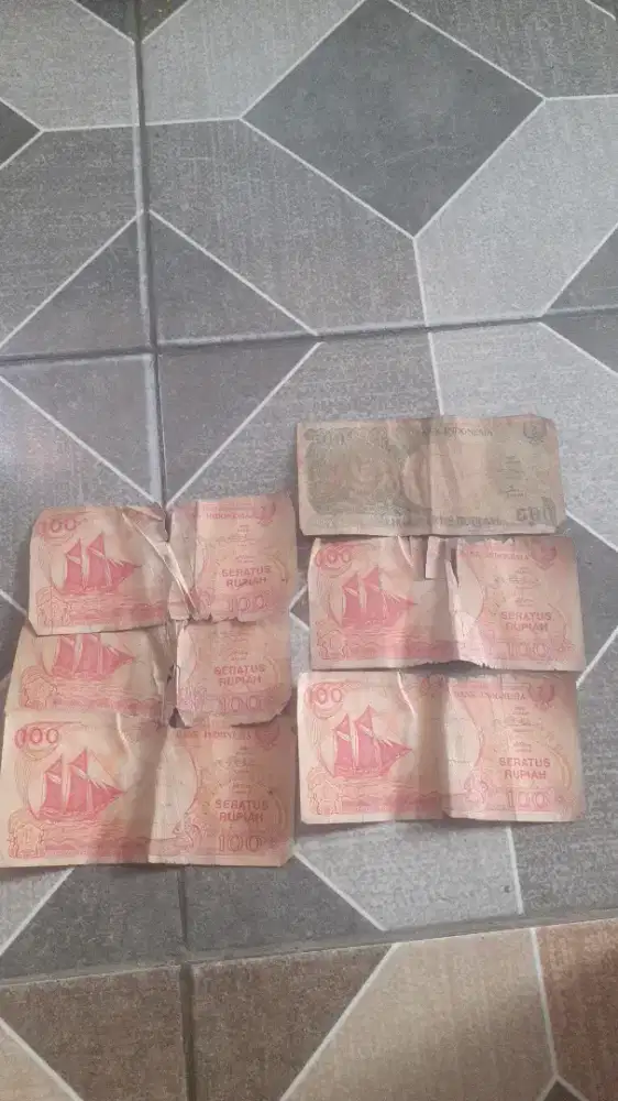 Di jual uang coin kuno dan uang kertas kuno