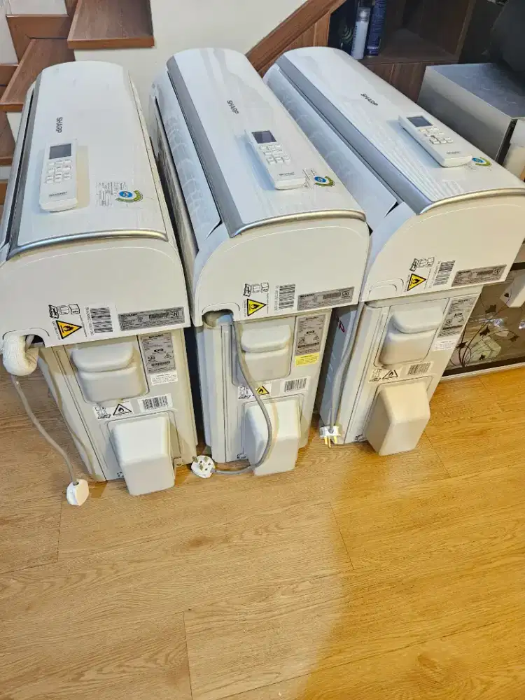 AC Sharp dgn temp Display 1PK like new