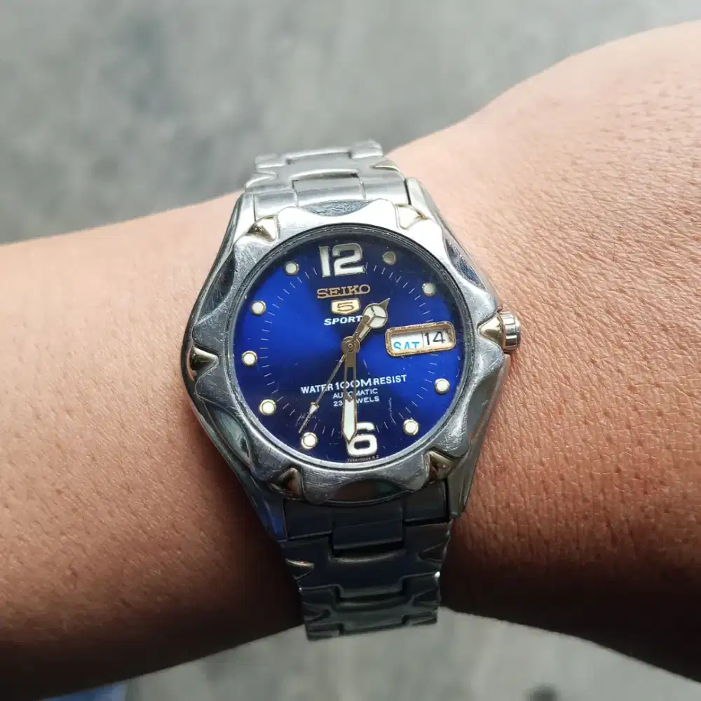 Jam tangan Seiko 5 sport automatic