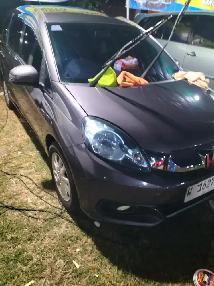Salon mobil panggilan .luar dalam 400000