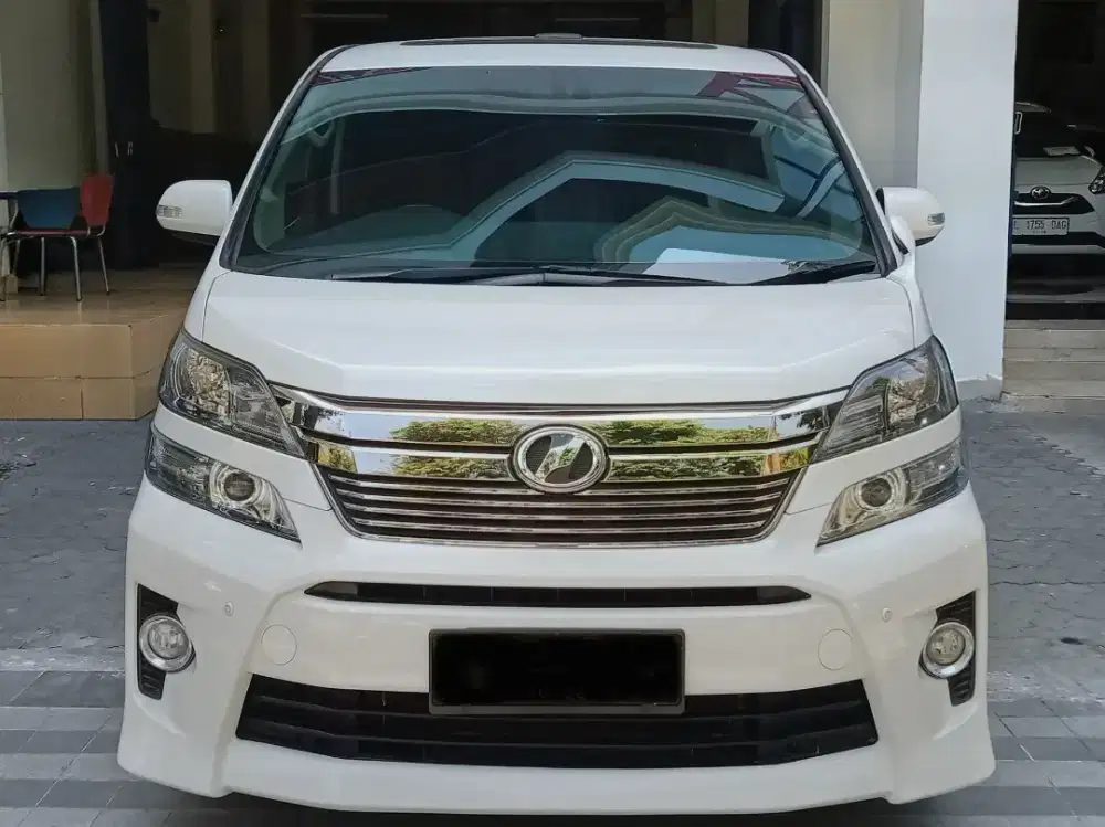 Toyota Vellfire ZG 2.4 AT Matic bensin 2013 pmk 2014 Velfire Velfier