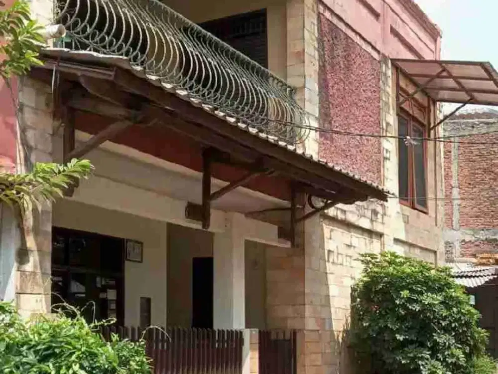 Dijual Cepat Rumah 2 Lantai Komplek Lembah Hijau Mekarsari Cimanggis Depok