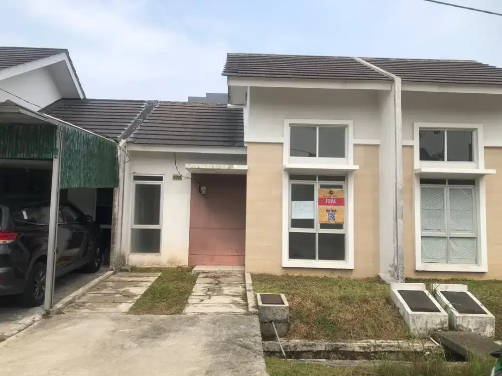 Rumah Dijual Cepat di Jalan Boulevard Cluster Free Balik Nama