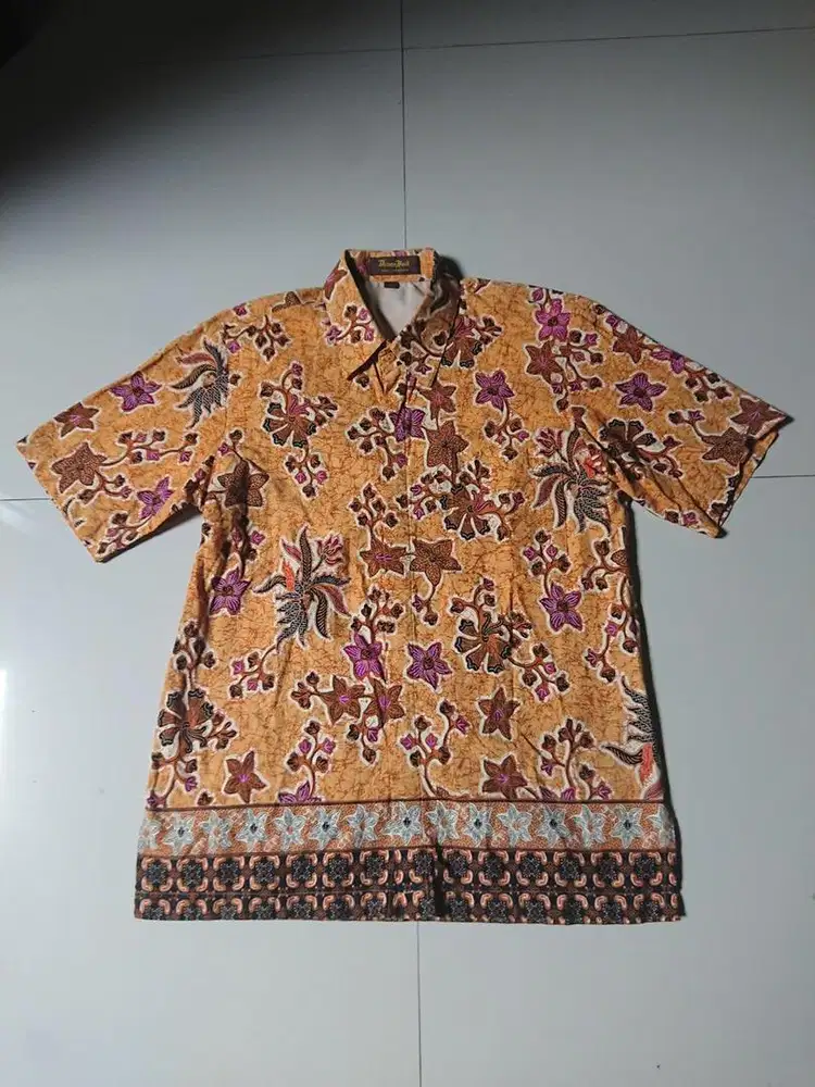 Batik Danar Hadi L