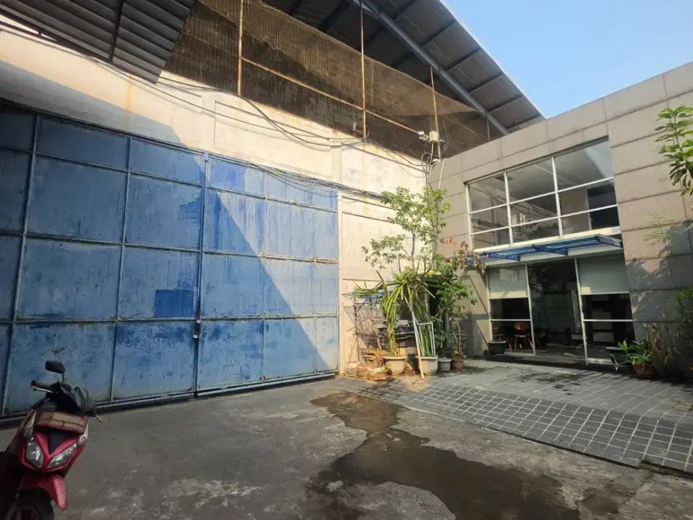 DIJUAL/DISEWAKAN GUDANG DENGAN CRANE Lokasi Batuceper Tangerang