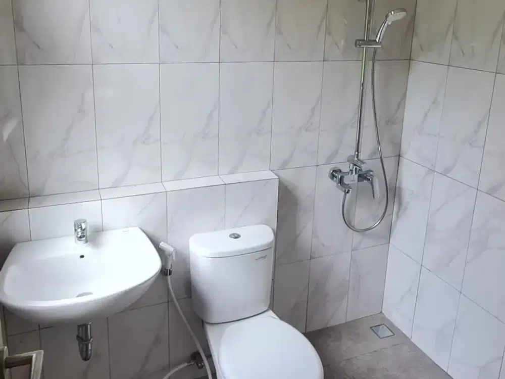 Dijual Rumah Siap Huni Nyaman di Komplek Cipinang Elok 2,  Jatinegara, Jaktim