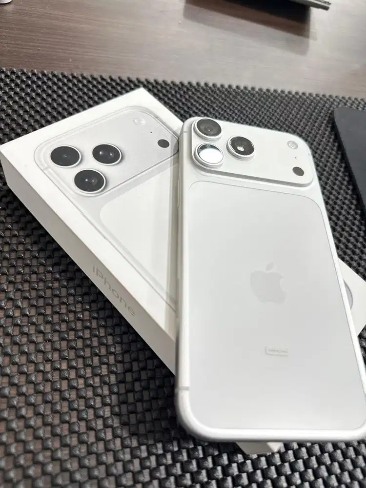 Iphone 17 pro max bekas 512 resmi ibox