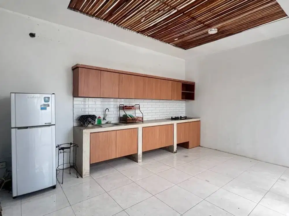 Villa 2 Kamar Tidur dekat ke Pantai Berawa Disewakan, di Canggu