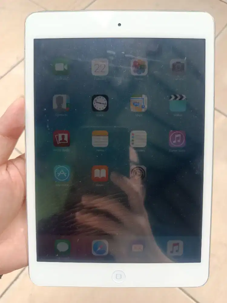 Ipad Mini 1 64GB Wifi Only Icloud Aman HP+Kabel Data