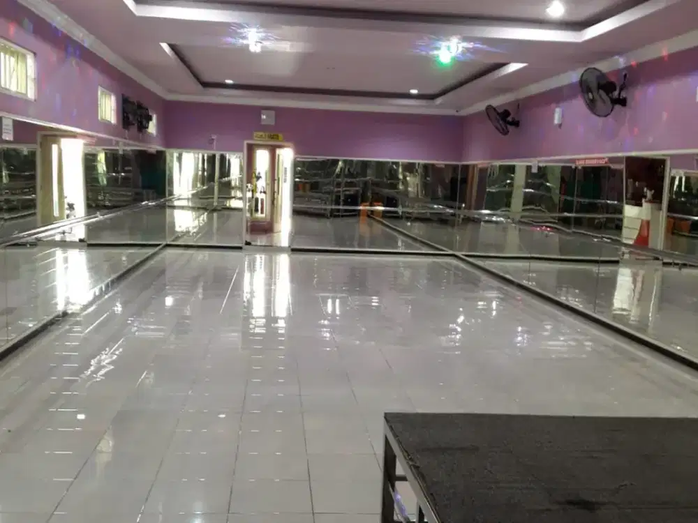 DIJUAL RUMAH USAHA LOKASI JL PETEMON
