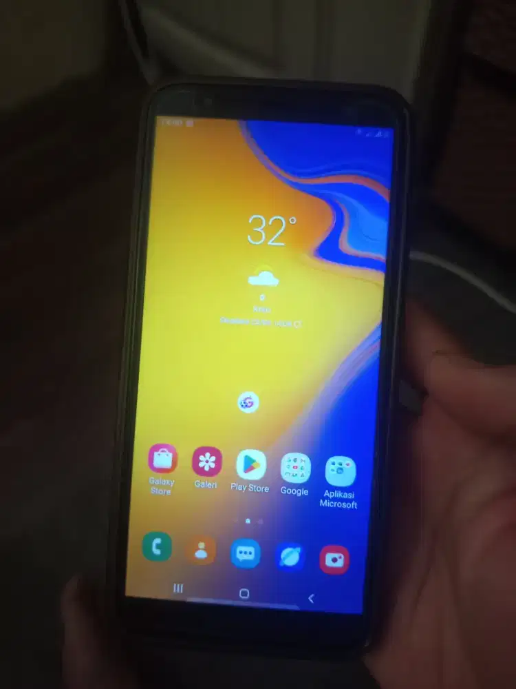 Jual hp samsung j4+