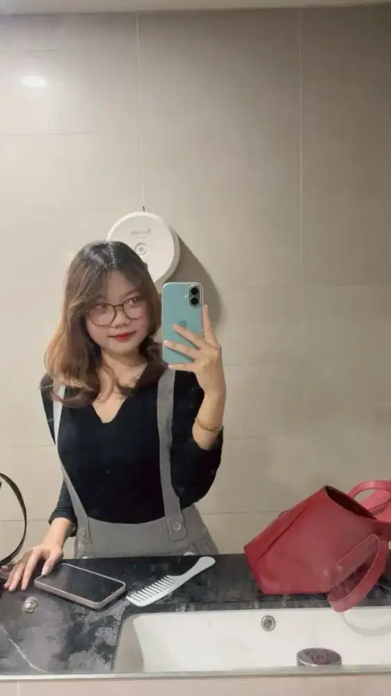 mencari lowongan pekerjaan