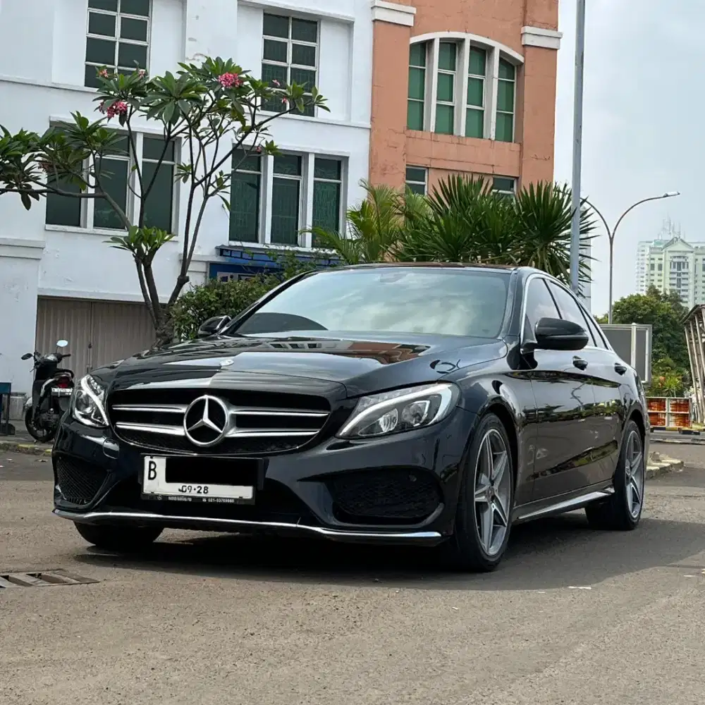 Mercedes Benz C200 AMG 2018 2.0 CKD Hitam Metalik