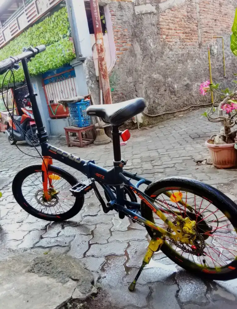 Sepeda Lipat Ossy 20