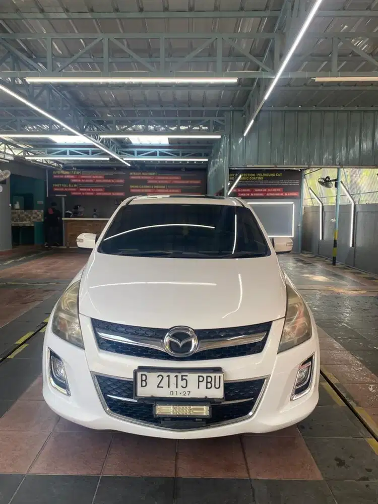 Mazda 8-2011 Sunroof Mewah