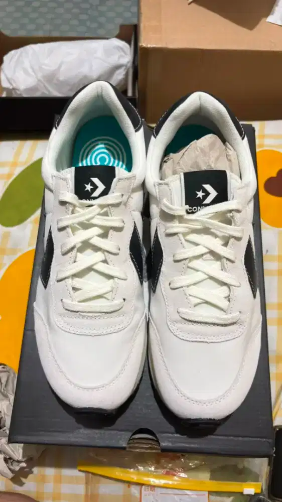 CONVERSE OMEGA TRAINER