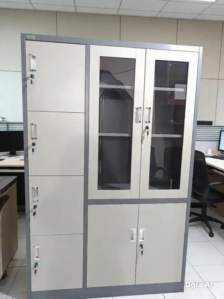 Lemari Arsip 3 Pintu Plus Locker