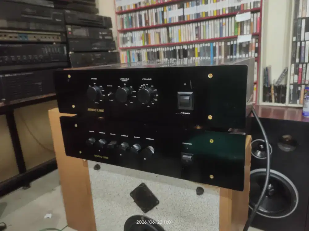High and audhio musik line . Salah satu amplifier limited edition