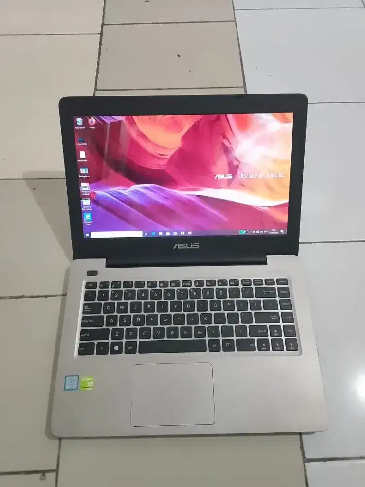 Asus A456UR i5 gen 6th Dobel Vga sudah Ssd