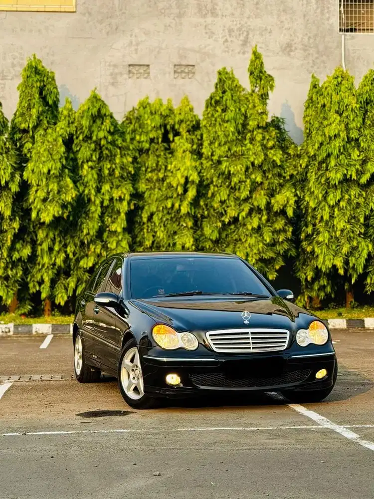 Mercedes Benz C240 2005 sport low km antik