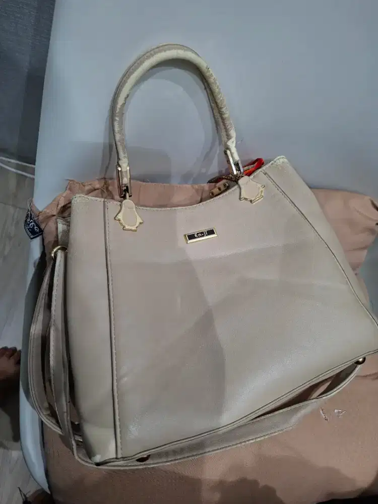 Tas Wanita gratis