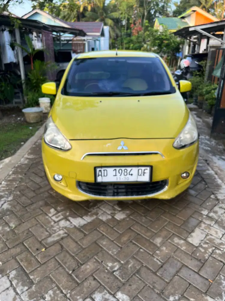 Mitsubishi Mirage GLX 2012 Manual