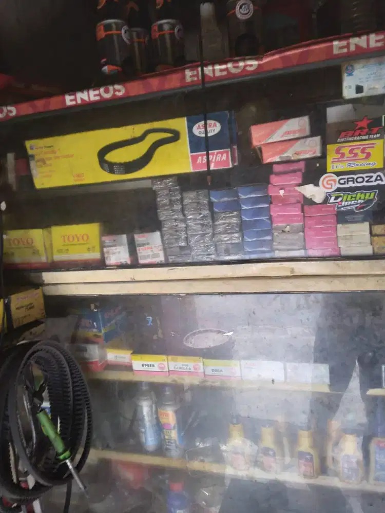 Di jual borongan peralatan bengkel & sparepart