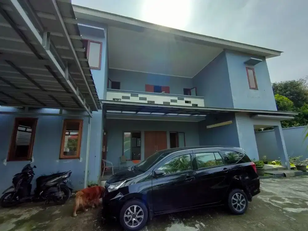 Rumah 2 Lantai 4 Kamar Lokasi Strategis di RC Veteran Bintaro