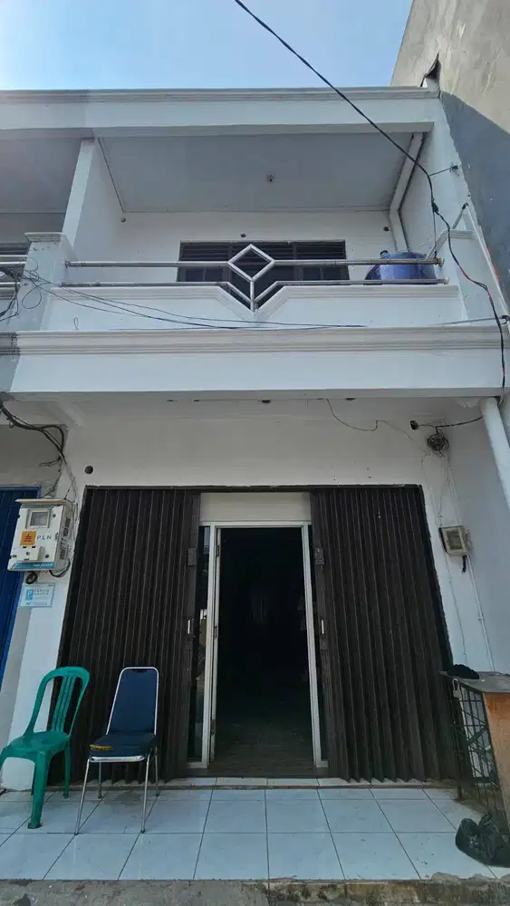 Disewakan Cepat! Ruko Strategis 2 Lantai di Duren Sawit