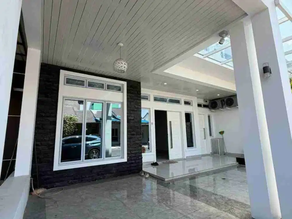 DIJUAL Rumah Cantik 3 Lantai Beverly Green Batam Center