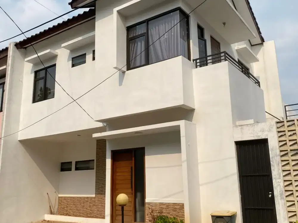 Dijual Turun Harga Rumah 2 Lantai di Cirendeu, Tangerang