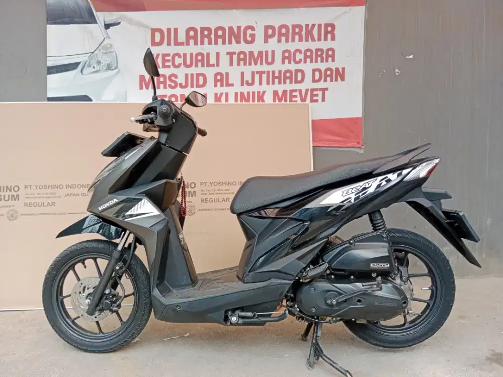 Honda beat eco 2023 silver hitam