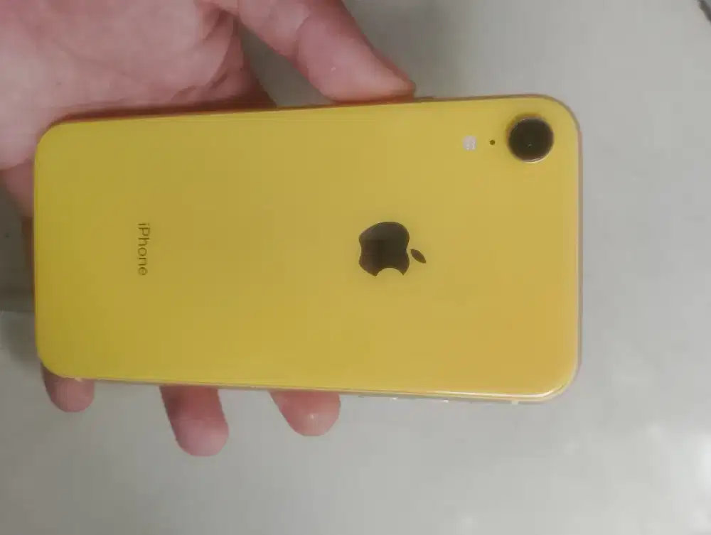iPhone XR 64 gb
